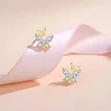 999