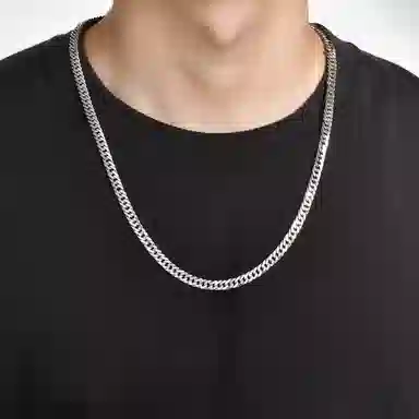 925