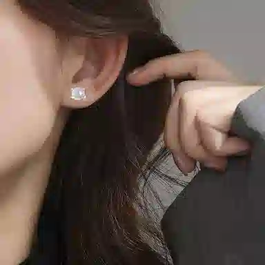 恋朵 时尚可爱 小熊猫 玉髓 耳钉 女款