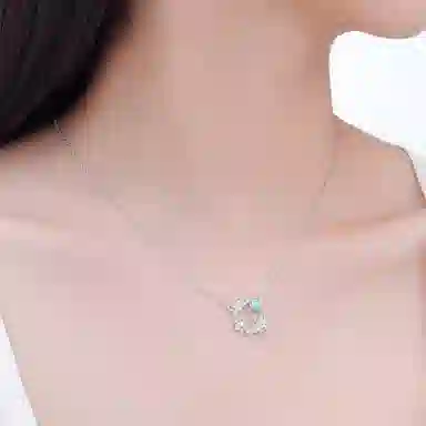 恋朵 小众设计 蝴蝶雪花 爆闪锁骨链 合金 项链 女款