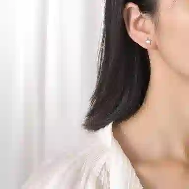 S925