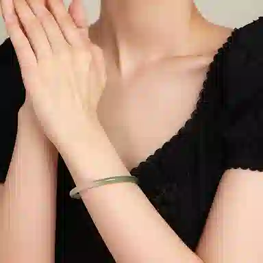 周大生 青山黛 素玉半山水新中式叮当镯 玉髓 手镯 女款