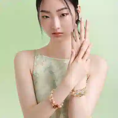 S925