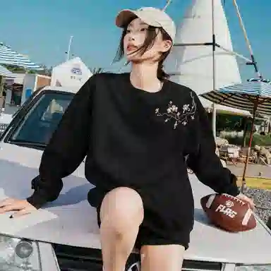 ZMOH Embroidered Floral Sweatshirt