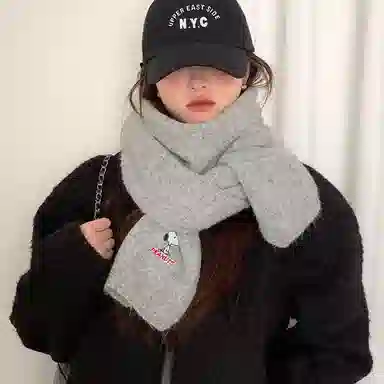 SNOOPY Scarf
