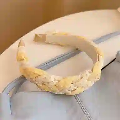 贯古今 宽边蕾丝麻花编发清爽纯色辫子高级感少女外出增高颅顶女 布艺 发箍 女款