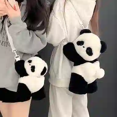 抱竹 古力古力 熊猫趴趴玩偶系列 可爱零钱包 毛绒 斜挎包 常规 男女同款情侣款 黑白