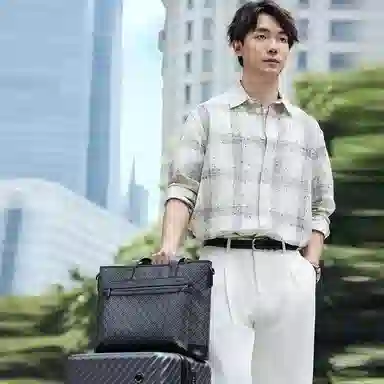 PIERRE CARDIN PVC