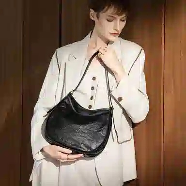 PIERRE CARDIN hobo