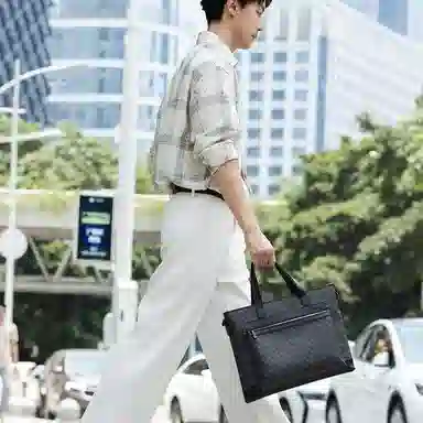 PIERRE CARDIN PVC