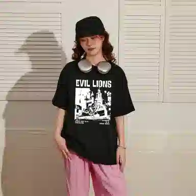 Evil lions T