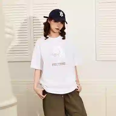 Evil lions T