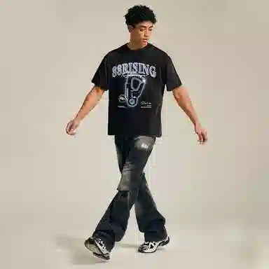 88rising T