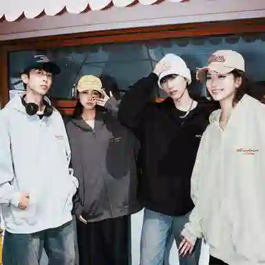 88rising LOGO