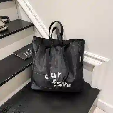 MOWAP Tote