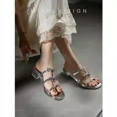 妙侣 蝴蝶结法式百搭 橡胶底 水钻 防滑防臭速干一字拖鞋 女 银色