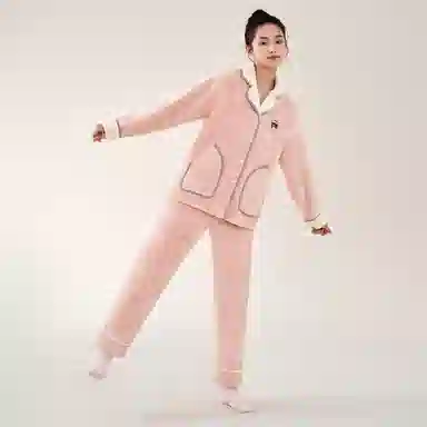 安之伴 秋冬睡衣雪花绒保暖加绒加厚开衫翻领家居套装 女款 浅粉