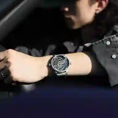 ANGIE PRESENT WATCH