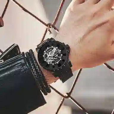 ANGIE PRESENT WATCH