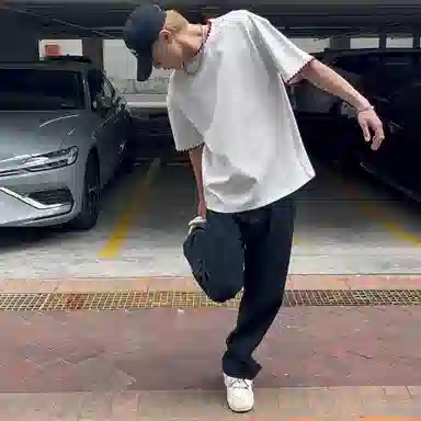 NOAHGIGI T
