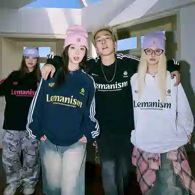 LEMANISM T
