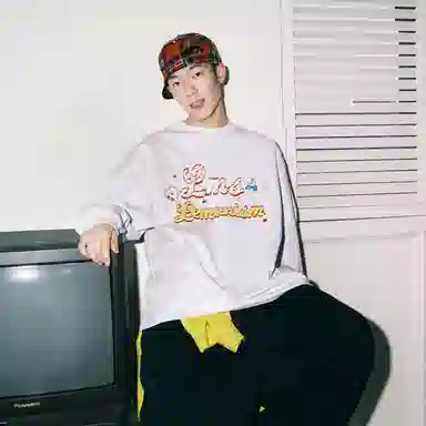 LEMANISM T