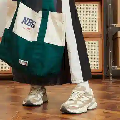 New Balance 9060 Driftwood