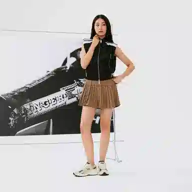 New Balance 2002R Beige