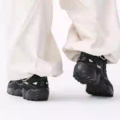 New Balance 703 Black