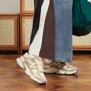 New Balance 9060 Driftwood