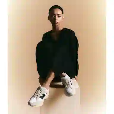 New Balance Warped Runner