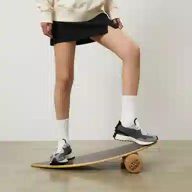 New Balance 327 Black Grey