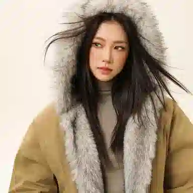 稻草人 美式高街品牌艺术英文字母印花座山雕毛领仿狐狸毛休闲宽松纯色加厚短款夹克高级感连帽保暖舒适百搭长袖飞行外套棉服 男女同款