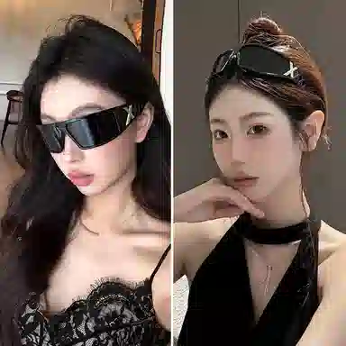 CYXUS
