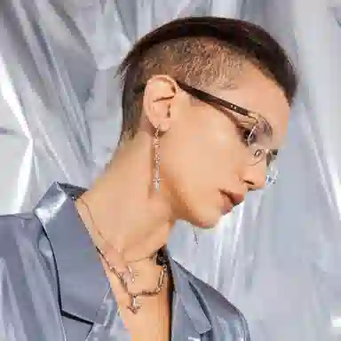 CYXUS