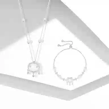 牧言 复古气质简约小众设计高级感 光面立体闪耀祥云如意锁流苏锁骨链手饰 好运 琉璃 项链 女款