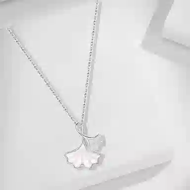 牧言 国潮复古气质小众设计高级感 交叠扇形条纹银杏叶双色闺蜜锁骨链 合金 三生有幸项链 女款