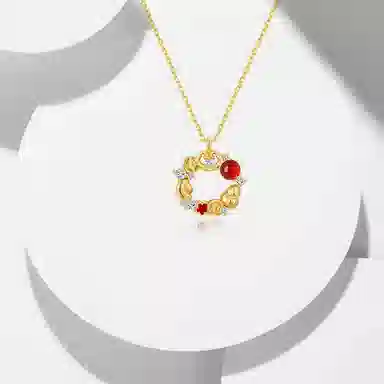 925