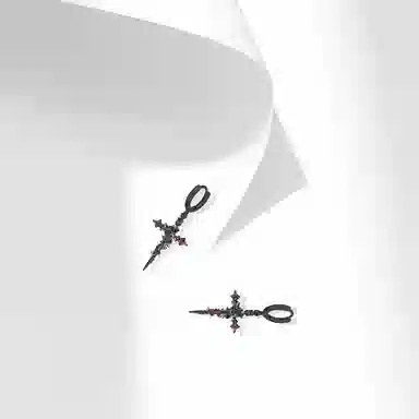 牧言 十字架 暗黑中性潮酷简约小众设计高级感 光面立体荆棘玫瑰交织缠绕灵动耳饰 合金 耳环 男女同款情侣款