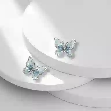 牧言 冷淡风清冷气质简约小众设计高级感 夏日清新璀璨蓝色碎石蝶梦日常百搭耳饰 合金  冰糖蝴蝶耳钉 女款