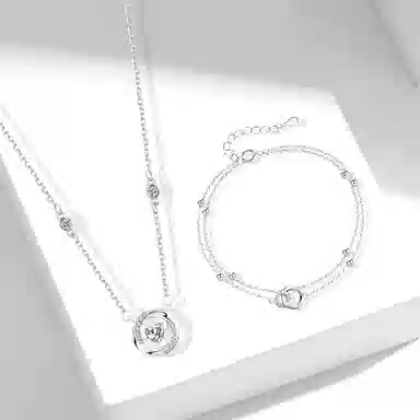 牧言 冷淡风气质简约小众设计高级感 光面立体闪耀灵动爱心圆环锁骨链双层叠戴手饰 合金  莫比乌斯组合套装 女款