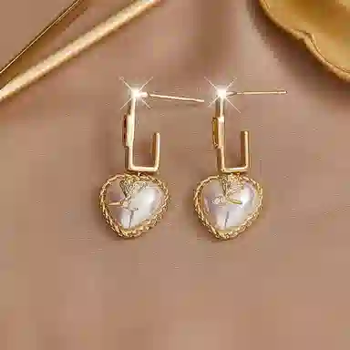HMZ