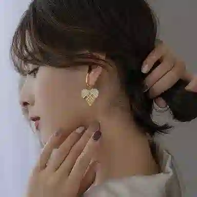 HMZ