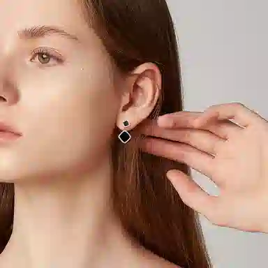 HMZ