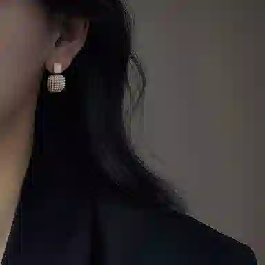 HMZ