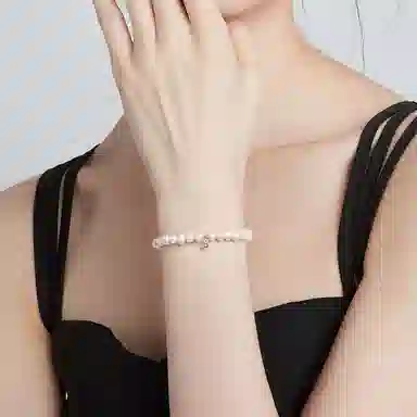 HMZ ins