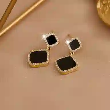 HMZ