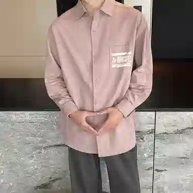 冰飞 美式复古简约字母学院风宽松休闲百搭少年感日常通勤翻领舒适无性别长袖衬衫 男女同款