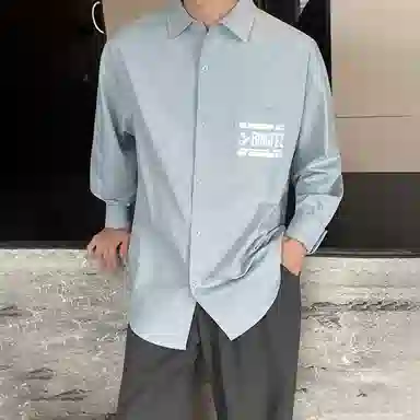 冰飞 美式复古简约字母学院风宽松休闲百搭少年感日常通勤翻领舒适无性别长袖衬衫 男女同款