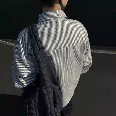 冰飞 美式复古高街拼接撞色小竖条手写字母印花宽松休闲户外运动潮牌百搭通勤叠穿简约免烫翻领纽扣长袖衬衫 男女同款